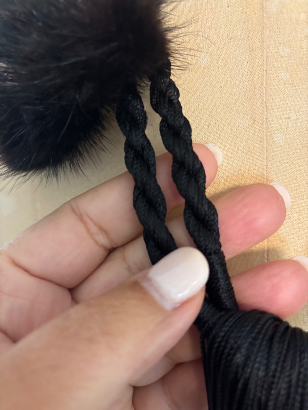 Vintage Black mink Fur Collar with Long Fringe Ties - Picture 3 of 6